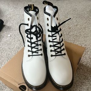 White Dr Martens Airwave Boots NEVER BEEN WORN!